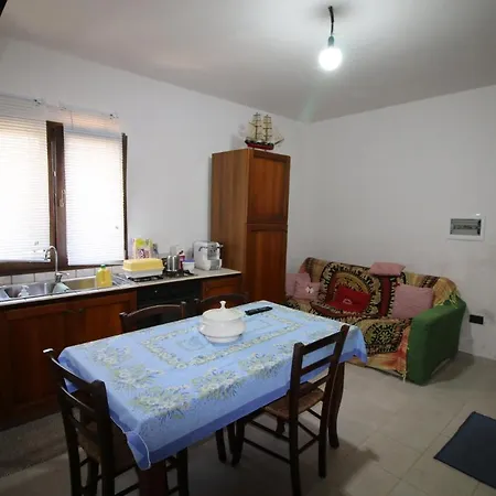 Trullo Il Vecchio Fico Holiday home *
